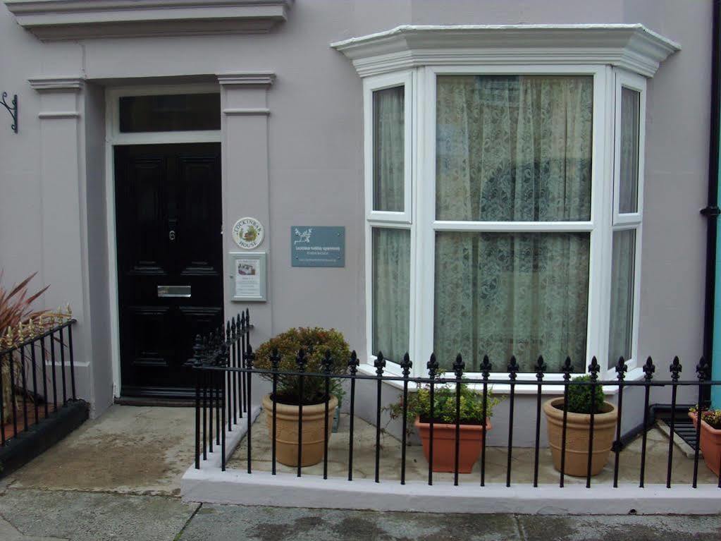 Lockinbar Holiday Apartments Tenby Exterior photo